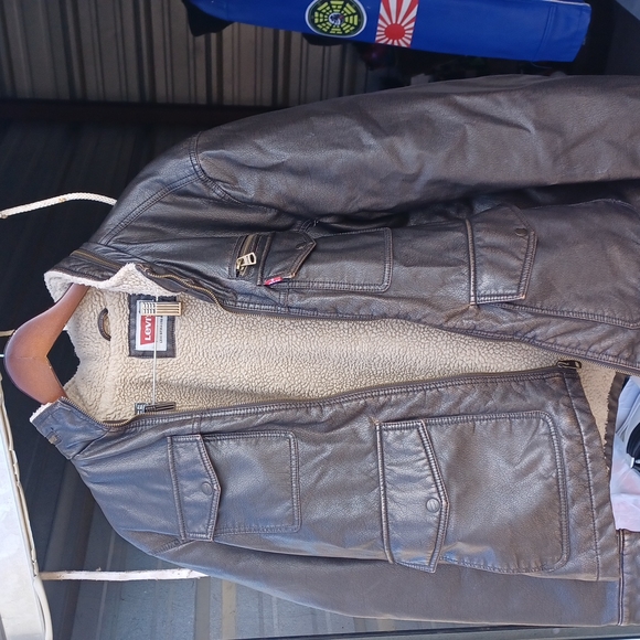 Levi's Other - Levi's Jacket 🔥🔥🔥